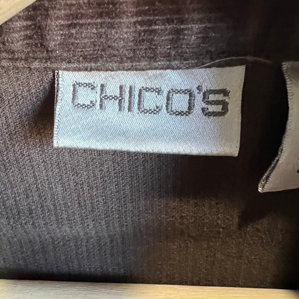 Chic Brown Suede Jacket With Button Detailing - image 7